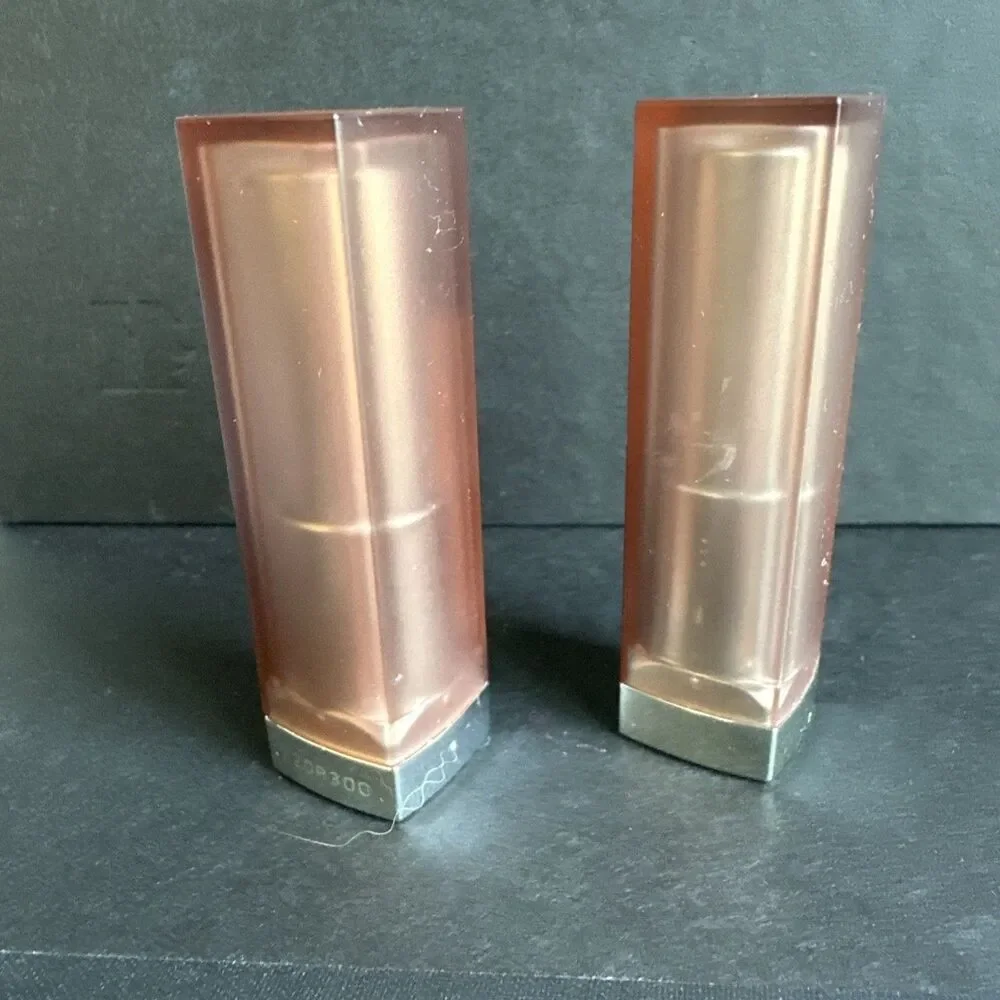 Maybelline Color Sensational Matte Lipstick 530 HOT SAND lot of 2